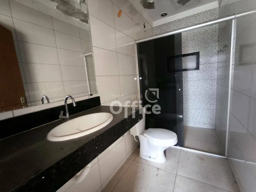 Foto 9 de Casa com 3 quartos à venda, 450m2 em Maracanã, Anapolis - GO