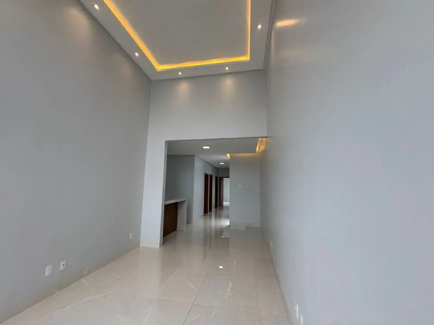 Sobrado com 4 quartos à venda, 150m2 em Residencial Alphaville, Anapolis - GO - imagem 2 Foto 2 de Sobrado com 4 quartos à venda, 150m2 em Residencial Alphaville, Anapolis - GO