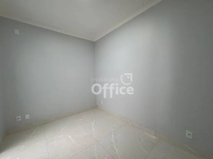 Sobrado com 4 quartos à venda, 150m2 em Residencial Alphaville, Anapolis - GO - imagem 8 Foto 8 de Sobrado com 4 quartos à venda, 150m2 em Residencial Alphaville, Anapolis - GO