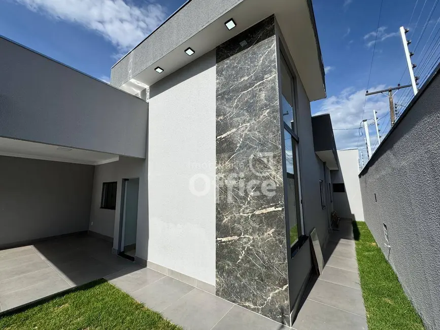 Foto 3 de Casa com 3 quartos à venda, 202m2 em Anapolis - GO