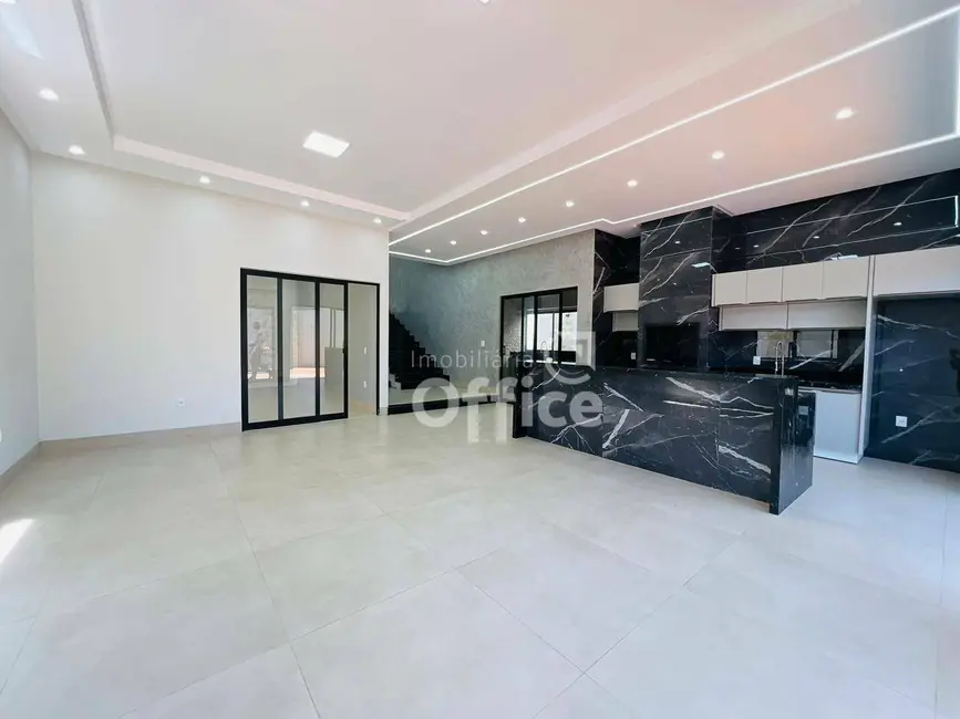 Foto 4 de Casa de Condomínio com 3 quartos à venda, 420m2 em Setor Bougainville, Anapolis - GO