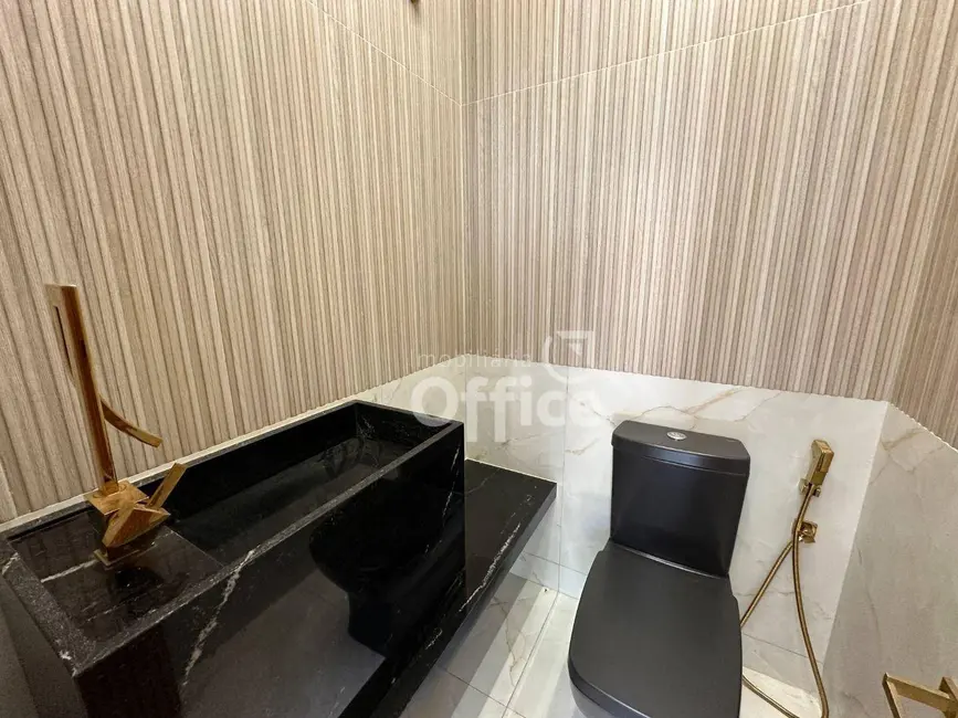 Foto 8 de Casa de Condomínio com 4 quartos à venda, 480m2 em Condomínio Residencial Grand Trianon, Anapolis - GO