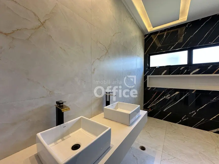 Foto 2 de Casa de Condomínio com 4 quartos à venda, 480m2 em Condomínio Residencial Grand Trianon, Anapolis - GO