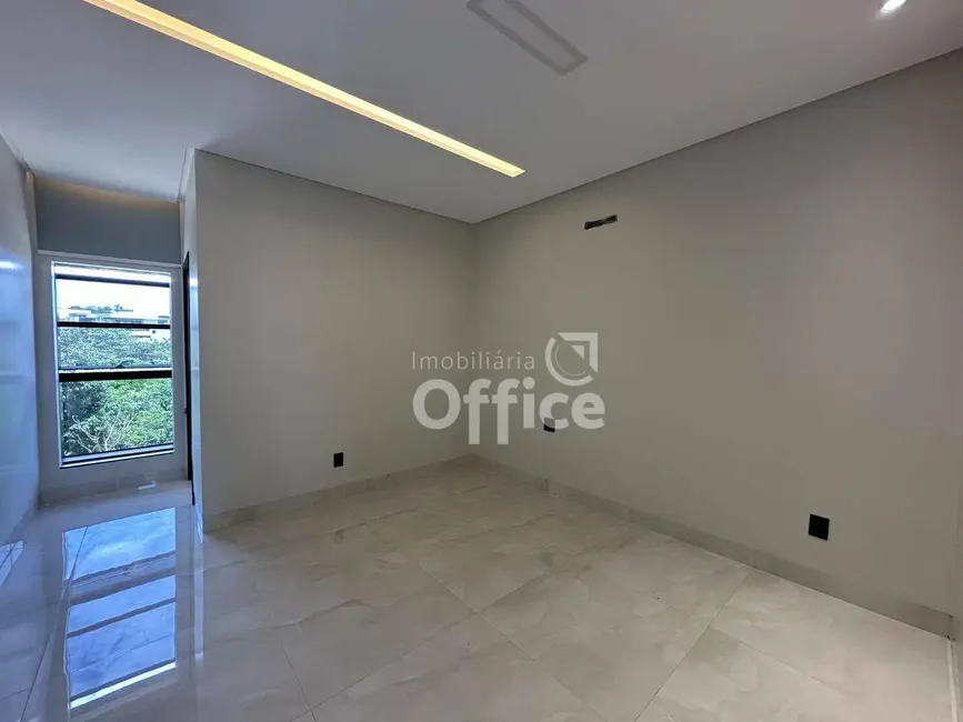 Foto 9 de Casa de Condomínio com 4 quartos para alugar, 480m2 em Condomínio Residencial Grand Trianon, Anapolis - GO