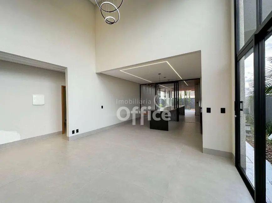 Foto 4 de Casa de Condomínio com 3 quartos à venda, 490m2 em Residencial Anaville, Anapolis - GO