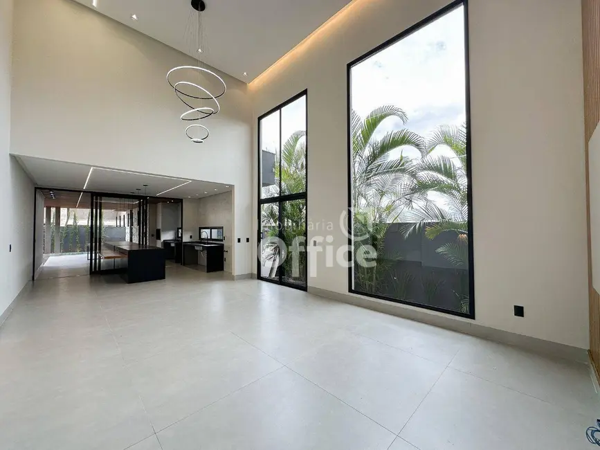 Foto 3 de Casa de Condomínio com 3 quartos à venda, 490m2 em Residencial Anaville, Anapolis - GO