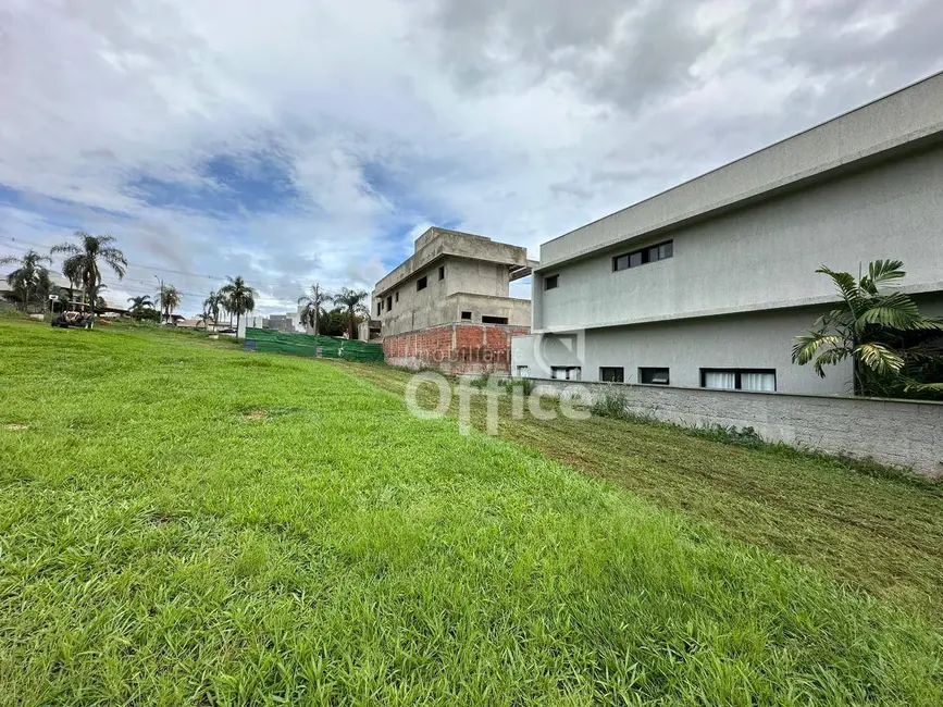 Foto 1 de Terreno / Lote à venda, 490m2 em Residencial Anaville, Anapolis - GO