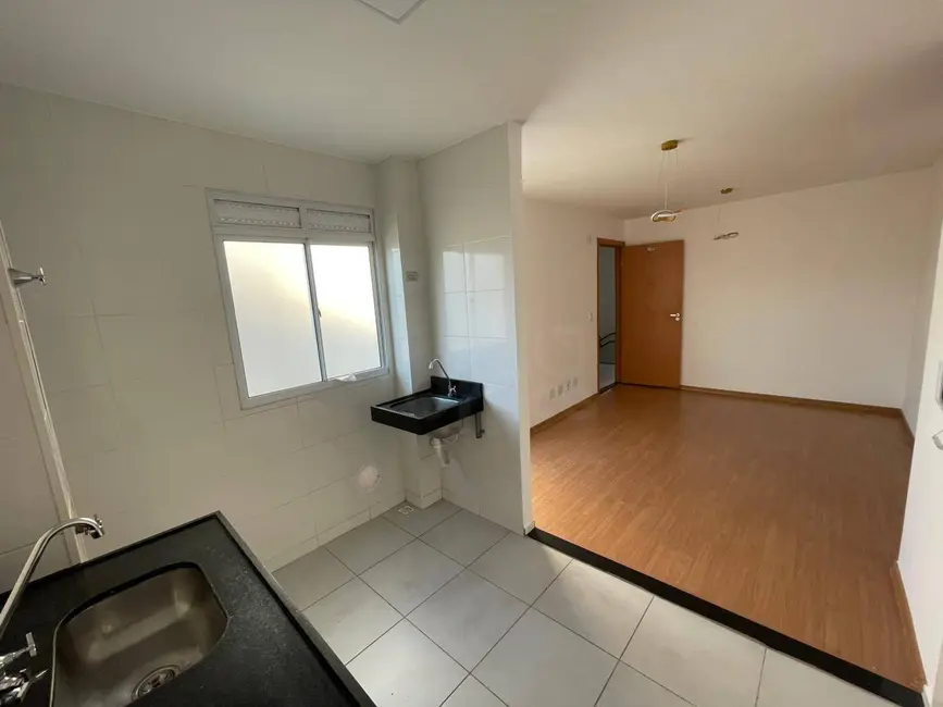 Foto 5 de Apartamento com 2 quartos à venda, 41m2 em Vila Jaiara, Anapolis - GO