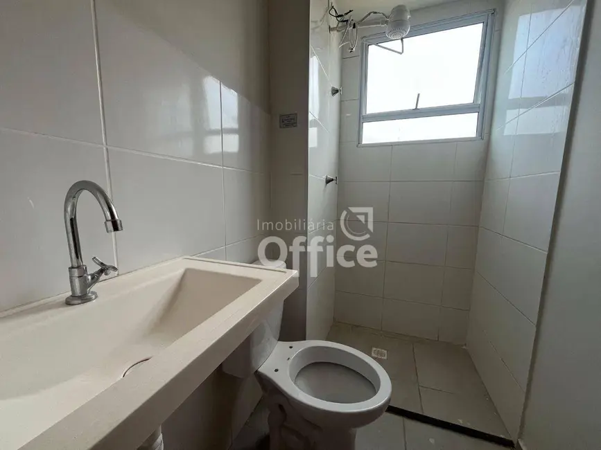 Foto 8 de Apartamento com 2 quartos à venda, 43m2 em Vila Jaiara, Anapolis - GO