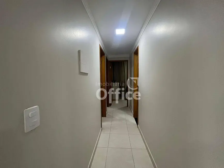 Foto 5 de Apartamento com 3 quartos à venda, 79m2 em Chácaras Colorado, Anapolis - GO