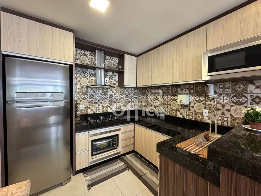 Foto 6 de Apartamento com 3 quartos à venda, 79m2 em Chácaras Colorado, Anapolis - GO