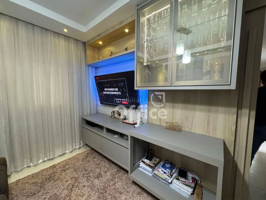 Foto 1 de Apartamento com 3 quartos à venda, 79m2 em Chácaras Colorado, Anapolis - GO