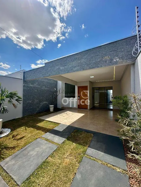 Foto 2 de Casa com 3 quartos à venda, 150m2 em Residencial Cerejeiras, Anapolis - GO