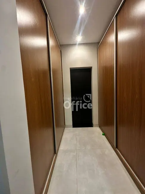 Casa de Condomínio com 3 quartos à venda, 360m2 em Anapolis - GO - imagem 8 Foto 8 de Casa de Condomínio com 3 quartos à venda, 360m2 em Anapolis - GO