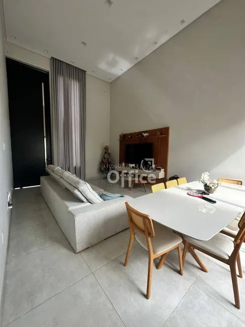Casa de Condomínio com 3 quartos à venda, 360m2 em Anapolis - GO - imagem 9 Foto 9 de Casa de Condomínio com 3 quartos à venda, 360m2 em Anapolis - GO