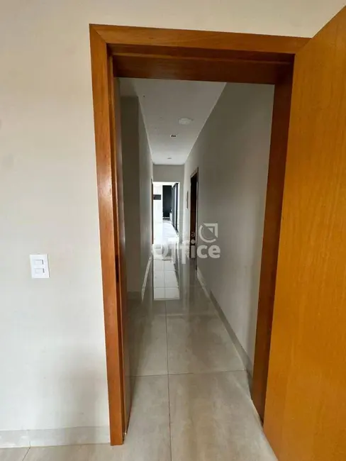Casa de Condomínio com 3 quartos à venda, 360m2 em Anapolis - GO - imagem 3 Foto 3 de Casa de Condomínio com 3 quartos à venda, 360m2 em Anapolis - GO
