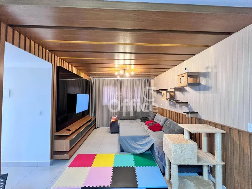 Foto 5 de Apartamento com 3 quartos à venda, 79m2 em Parque dos Pirineus, Anapolis - GO