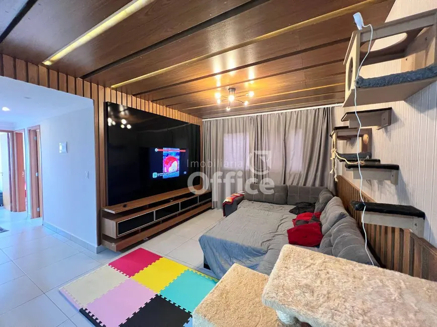 Foto 1 de Apartamento com 3 quartos à venda, 79m2 em Parque dos Pirineus, Anapolis - GO
