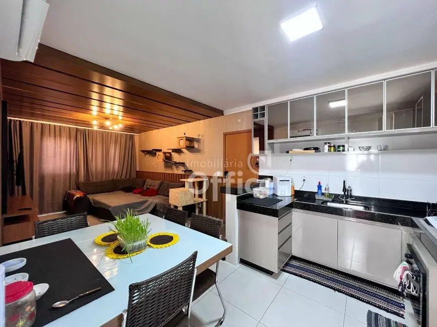 Foto 3 de Apartamento com 3 quartos à venda, 79m2 em Parque dos Pirineus, Anapolis - GO