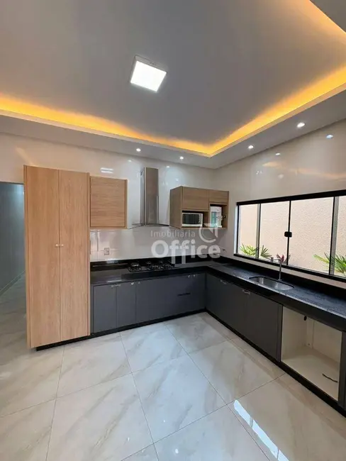 Casa com 3 quartos à venda, 230m2 em Nova Vila Jaiara, Anapolis - GO - imagem 6 Foto 6 de Casa com 3 quartos à venda, 230m2 em Nova Vila Jaiara, Anapolis - GO