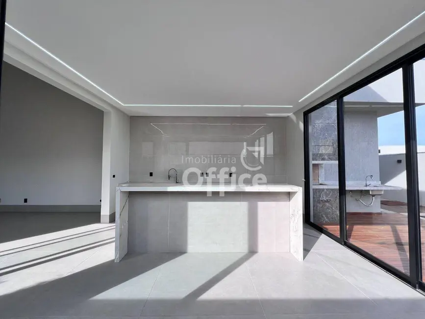 Casa de Condomínio com 4 quartos à venda, 360m2 em Anapolis - GO - imagem 6 Foto 6 de Casa de Condomínio com 4 quartos à venda, 360m2 em Anapolis - GO