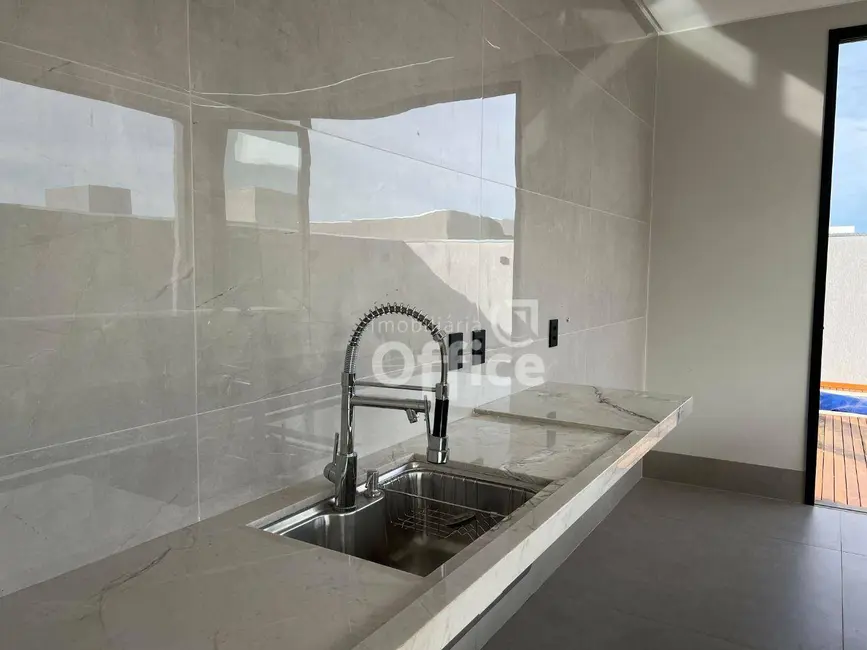 Casa de Condomínio com 4 quartos à venda, 360m2 em Anapolis - GO - imagem 9 Foto 9 de Casa de Condomínio com 4 quartos à venda, 360m2 em Anapolis - GO