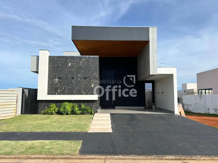 Casa de Condomínio com 4 quartos à venda, 360m2 em Anapolis - GO - imagem 1 Foto 1 de Casa de Condomínio com 4 quartos à venda, 360m2 em Anapolis - GO