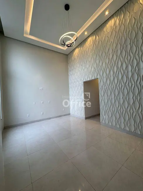 Foto 4 de Casa com 3 quartos à venda, 200m2 em Residencial Tangará, Anapolis - GO