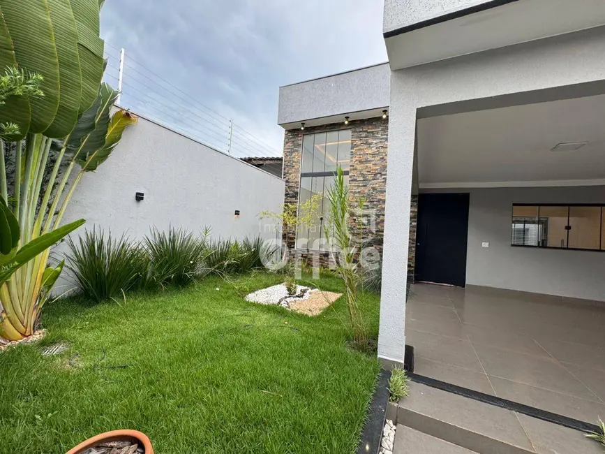 Foto 1 de Casa com 3 quartos à venda, 200m2 em Residencial Tangará, Anapolis - GO