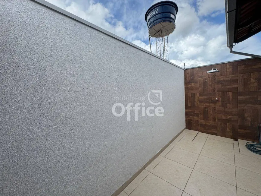 Foto 6 de Casa com 3 quartos para alugar, 200m2 em Residencial Gabriela, Anapolis - GO