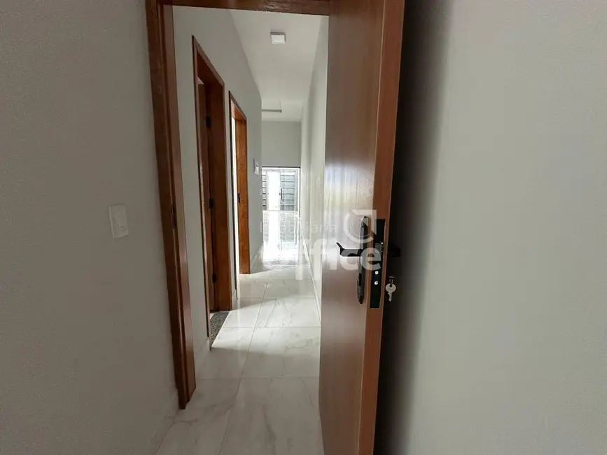 Foto 3 de Casa com 2 quartos à venda, 80m2 em Residencial Cidade Industrial, Anapolis - GO