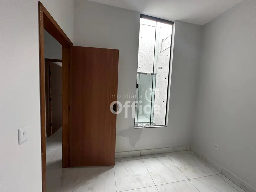 Foto 8 de Casa com 2 quartos à venda, 80m2 em Residencial Cidade Industrial, Anapolis - GO