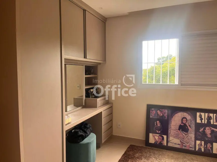 Foto 9 de Apartamento com 3 quartos à venda, 87m2 em Maracanã, Anapolis - GO