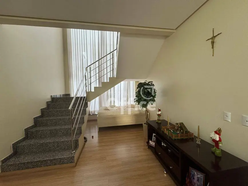 Foto 8 de Casa de Condomínio com 4 quartos para alugar, 2000m2 em Anapolis - GO