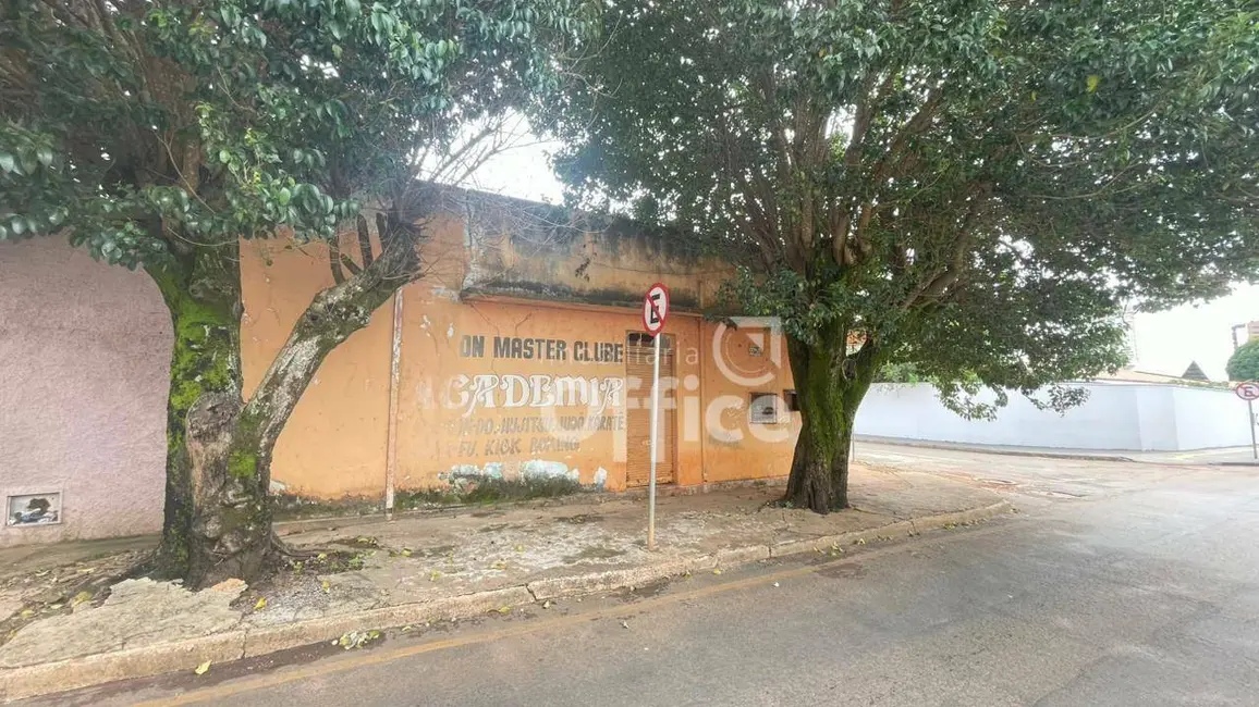 Foto 4 de Sala Comercial à venda, 300m2 em Jundiaí, Anapolis - GO