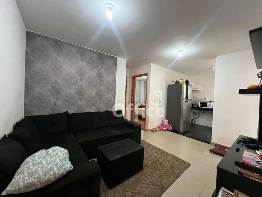 Foto 1 de Apartamento com 2 quartos à venda, 40m2 em Vila Jaiara, Anapolis - GO
