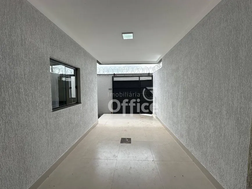 Foto 2 de Casa com 2 quartos à venda, 100m2 em Residencial Cidade Industrial, Anapolis - GO