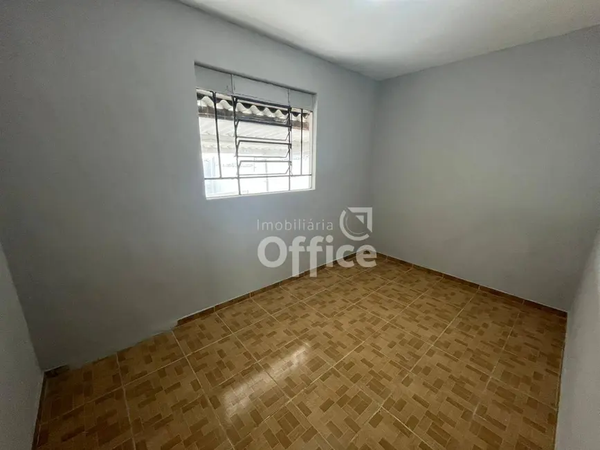 Casa com 2 quartos à venda, 264m2 em JK Setor Oeste, Anapolis - GO - imagem 4 Foto 4 de Casa com 2 quartos à venda, 264m2 em JK Setor Oeste, Anapolis - GO