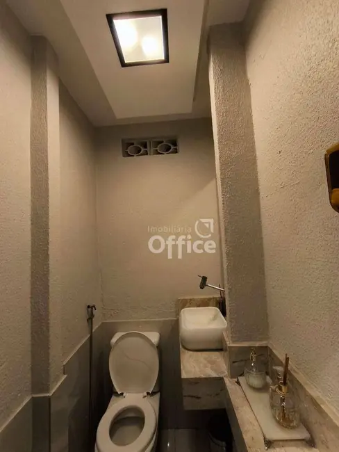 Foto 2 de Loja à venda, 325m2 em Jundiaí, Anapolis - GO