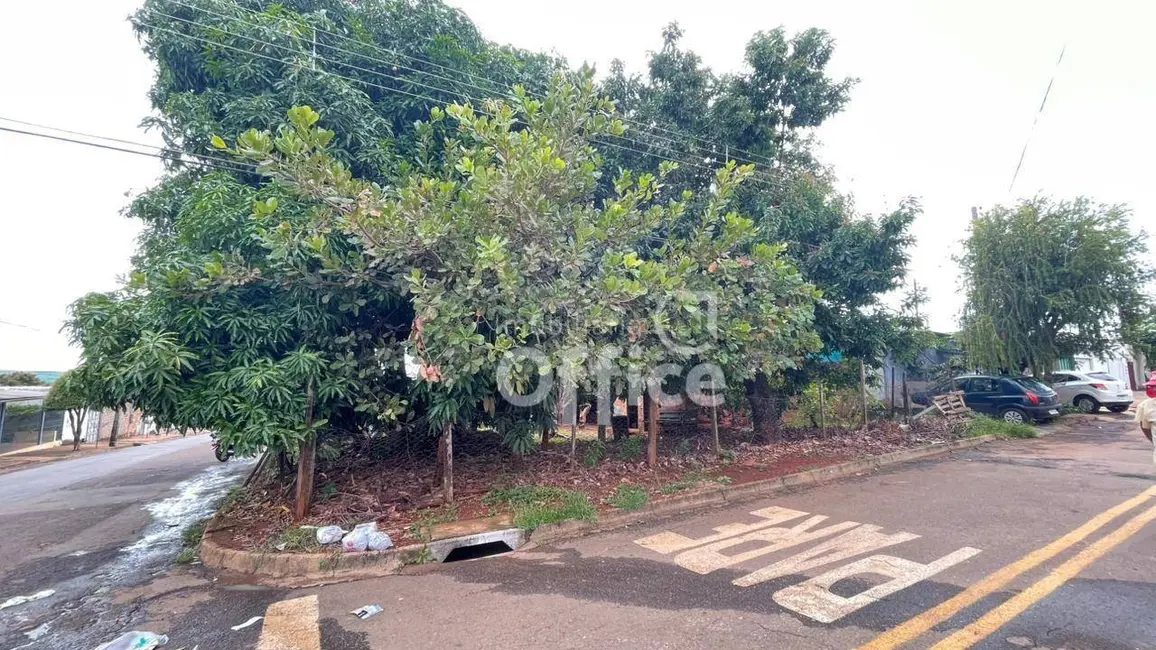 Foto 1 de Sala Comercial à venda, 437m2 em Boa Vista, Anapolis - GO