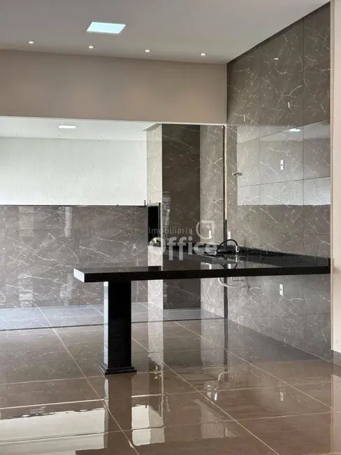 Foto 4 de Casa com 3 quartos à venda, 300m2 em Jardim Itália, Anapolis - GO