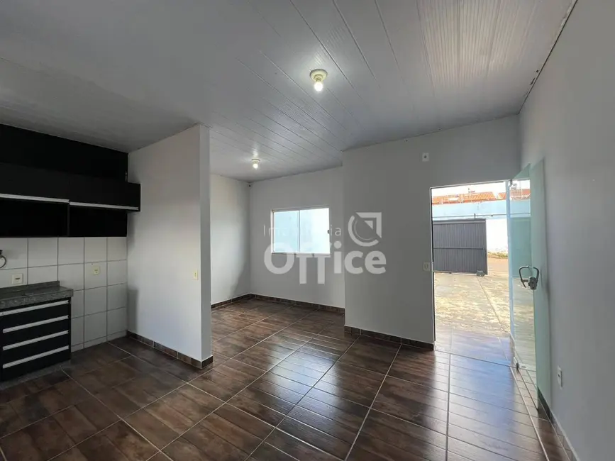 Foto 7 de Casa com 3 quartos para alugar, 200m2 em Residencial Gabriela, Anapolis - GO