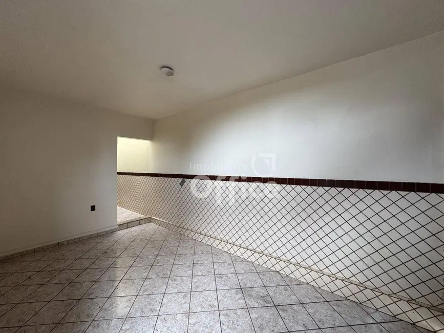 Foto 4 de Casa com 3 quartos para alugar, 300m2 em Setor Central, Anapolis - GO