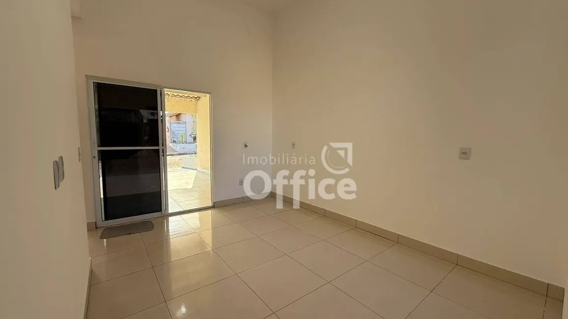 Foto 3 de Casa de Condomínio com 2 quartos à venda, 150m2 em Chácaras de Recreio Mansões do Planalto, Anapolis - GO