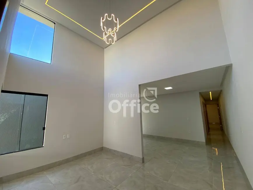 Foto 3 de Casa com 3 quartos à venda, 150m2 em Residencial Flor do Cerrado, Anapolis - GO