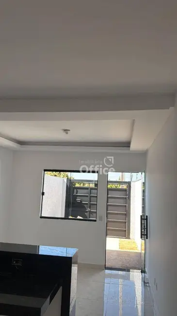 Foto 4 de Casa com 2 quartos à venda, 100m2 em Jardim Luzitano, Anapolis - GO