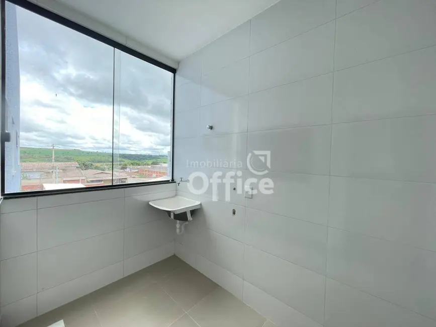 Foto 7 de Casa com 2 quartos à venda, 91m2 em Jardim dos Ipês, Anapolis - GO