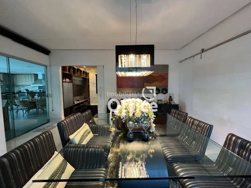 Foto 5 de Sobrado com 3 quartos à venda, 360m2 em Jundiaí, Anapolis - GO