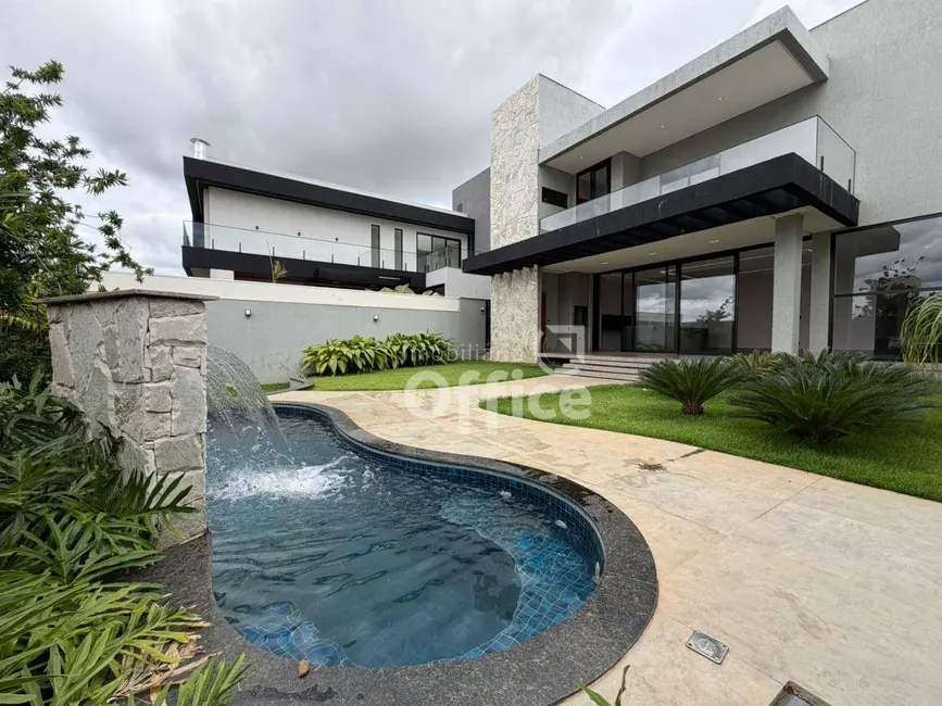Foto 1 de Casa de Condomínio com 4 quartos à venda, 420m2 em Condomínio Residencial Grand Trianon, Anapolis - GO
