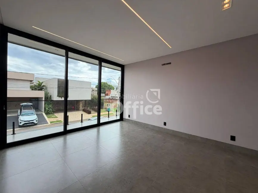 Foto 6 de Casa de Condomínio com 4 quartos à venda, 420m2 em Condomínio Residencial Grand Trianon, Anapolis - GO